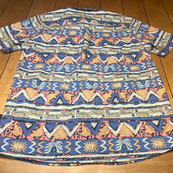 Patagonia Go To Shirt Aztec Southwestern All Over Print Size Large Button Up - Picture 11 of 15